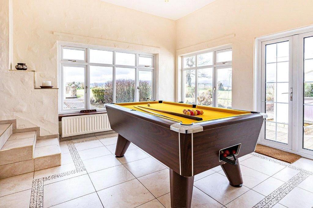 Finn Village - Loch Lomond Villa B&B - Black Room With Jacuzzi-Style Bath Глазгоу Екстериор снимка